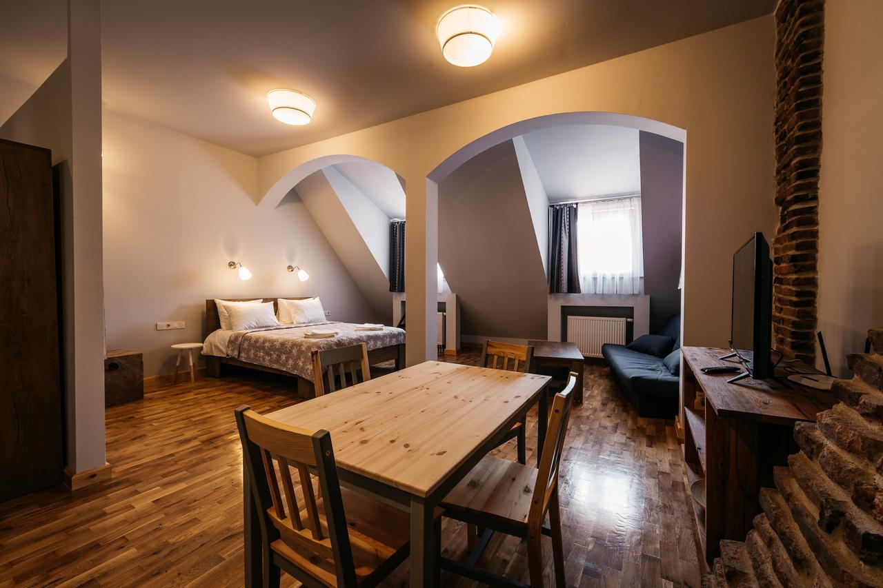 Yellowboot Aparthotel Sybin Zewnętrze zdjęcie
