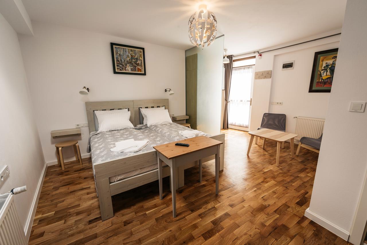 Yellowboot Aparthotel Sybin Zewnętrze zdjęcie