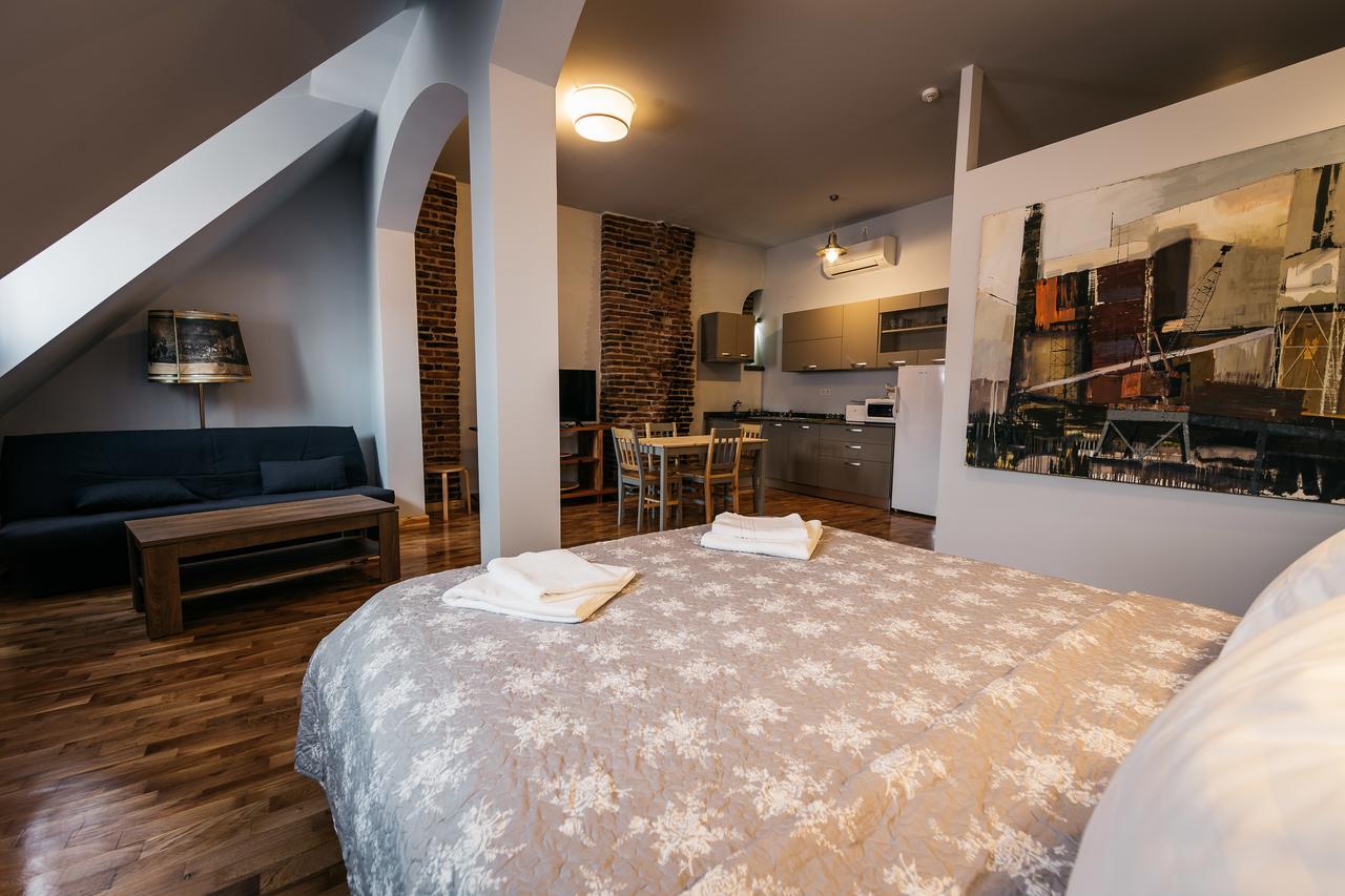 Yellowboot Aparthotel Sybin Zewnętrze zdjęcie