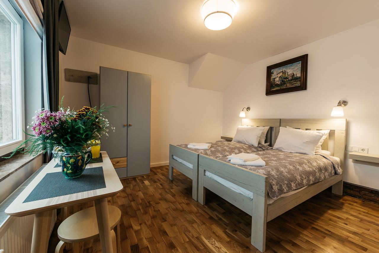 Yellowboot Aparthotel Sybin Zewnętrze zdjęcie