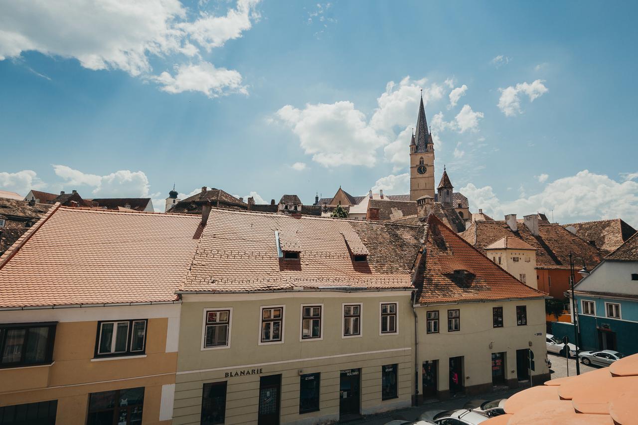 Yellowboot Aparthotel Sybin Zewnętrze zdjęcie