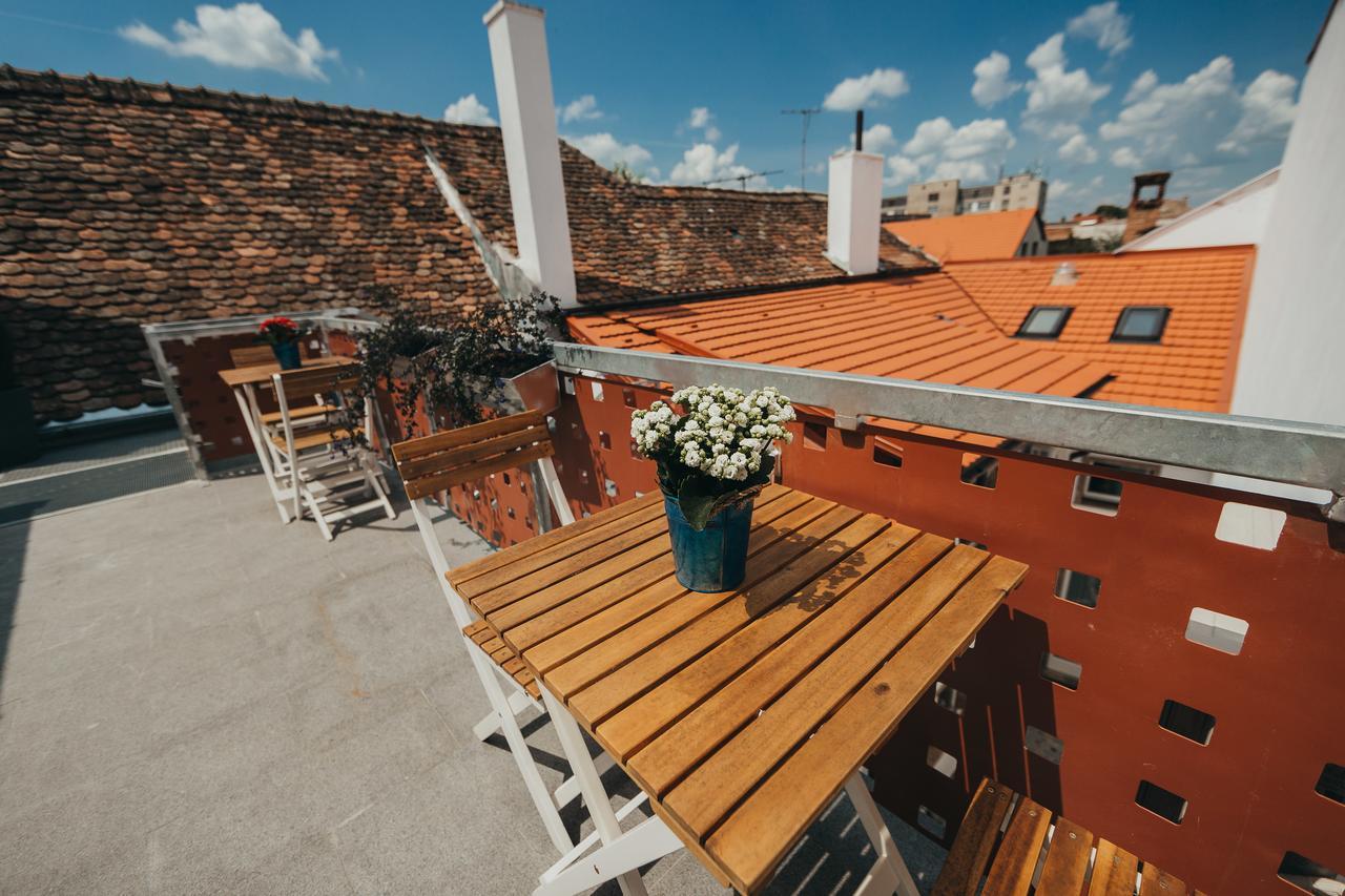Yellowboot Aparthotel Sybin Zewnętrze zdjęcie