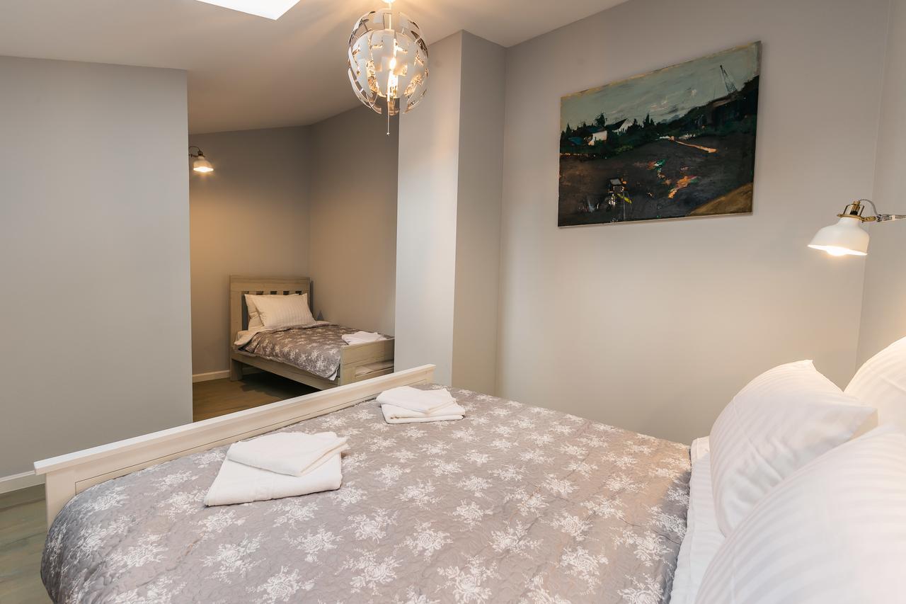 Yellowboot Aparthotel Sybin Zewnętrze zdjęcie