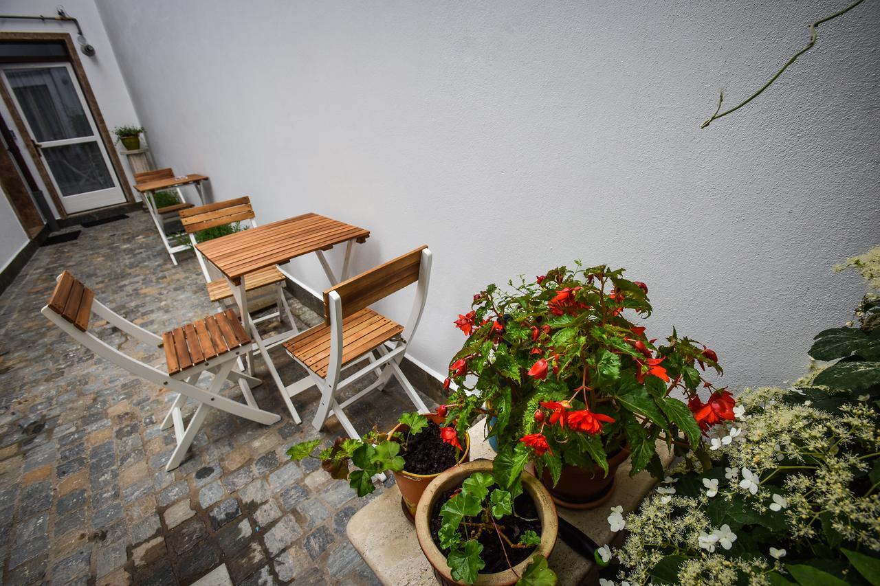 Yellowboot Aparthotel Sybin Zewnętrze zdjęcie